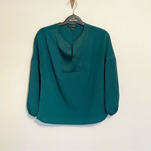 Banana Republic Drapey V-Neck Blouse Emerald Green XXS Petite